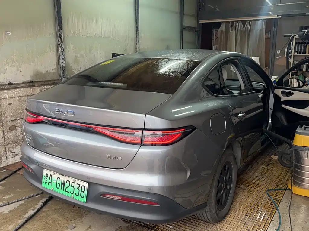 BYD Seal 05 DM-i — миниатюра 10
