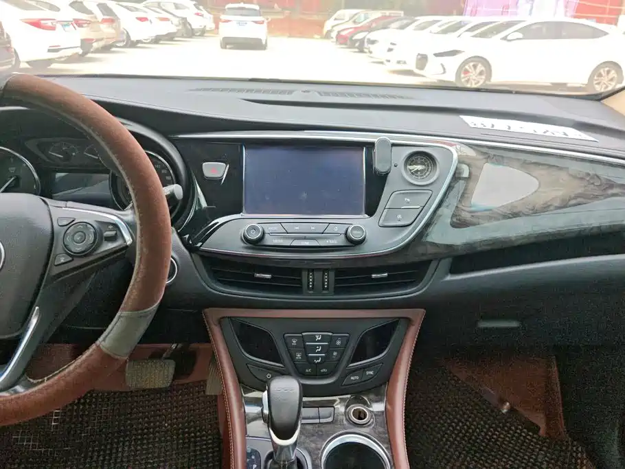 Buick Envision Plus — миниатюра 13
