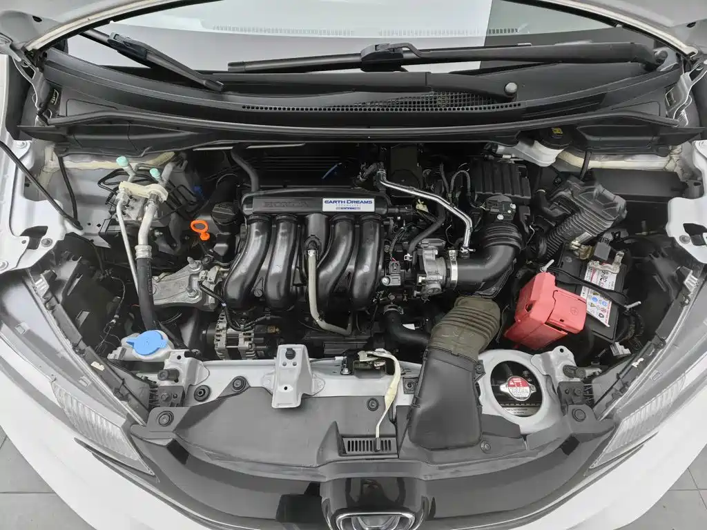 Honda Fit — миниатюра 6