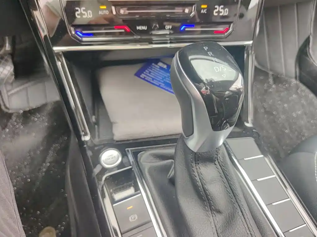 Volkswagen Passat — миниатюра 11