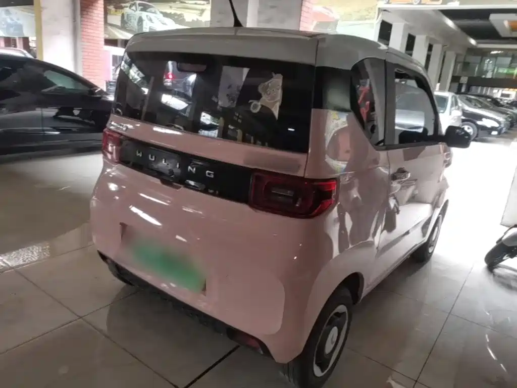 Wuling MINIEV — миниатюра 7
