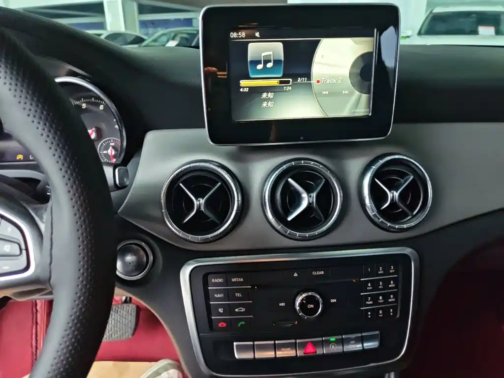 Mercedes-Benz CLA (Import) — миниатюра 13