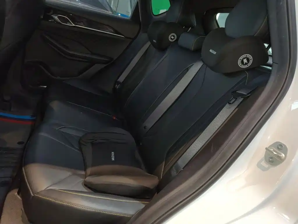 Geely Binyue — миниатюра 17