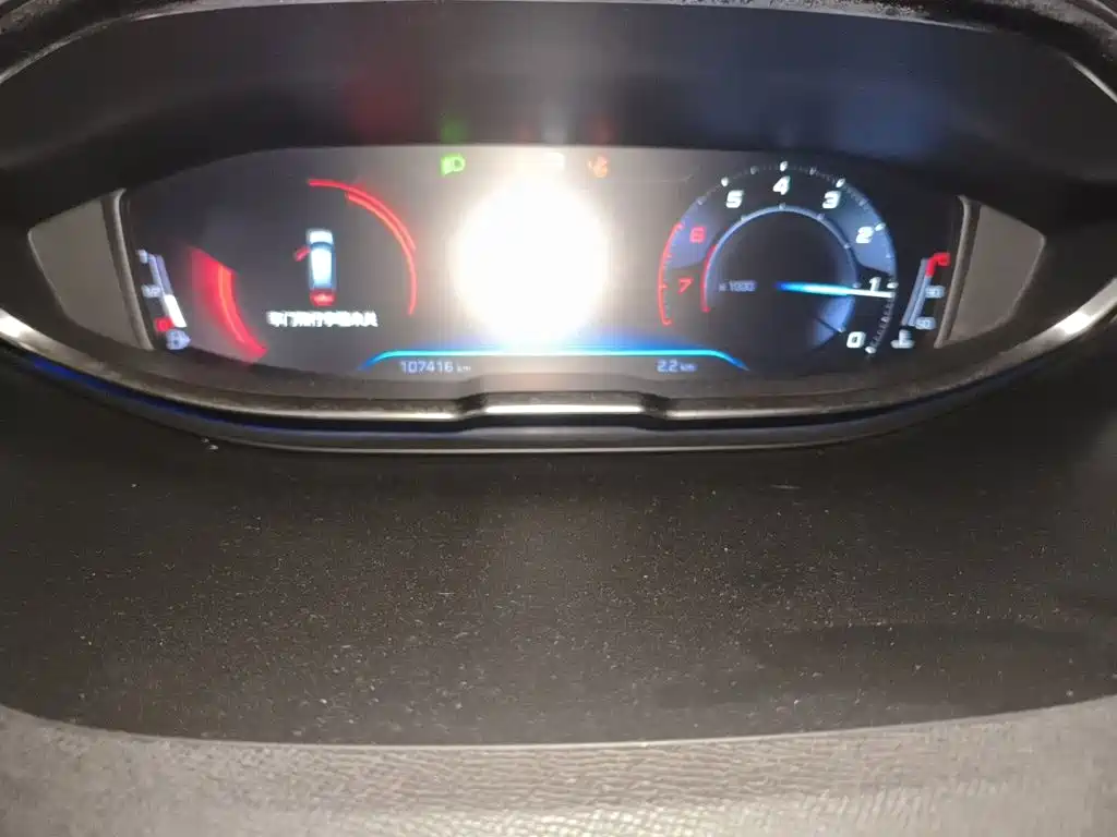 Peugeot 5008 — миниатюра 5