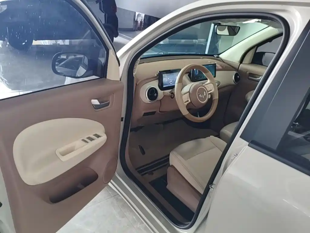 Wuling MINIEV — миниатюра 16