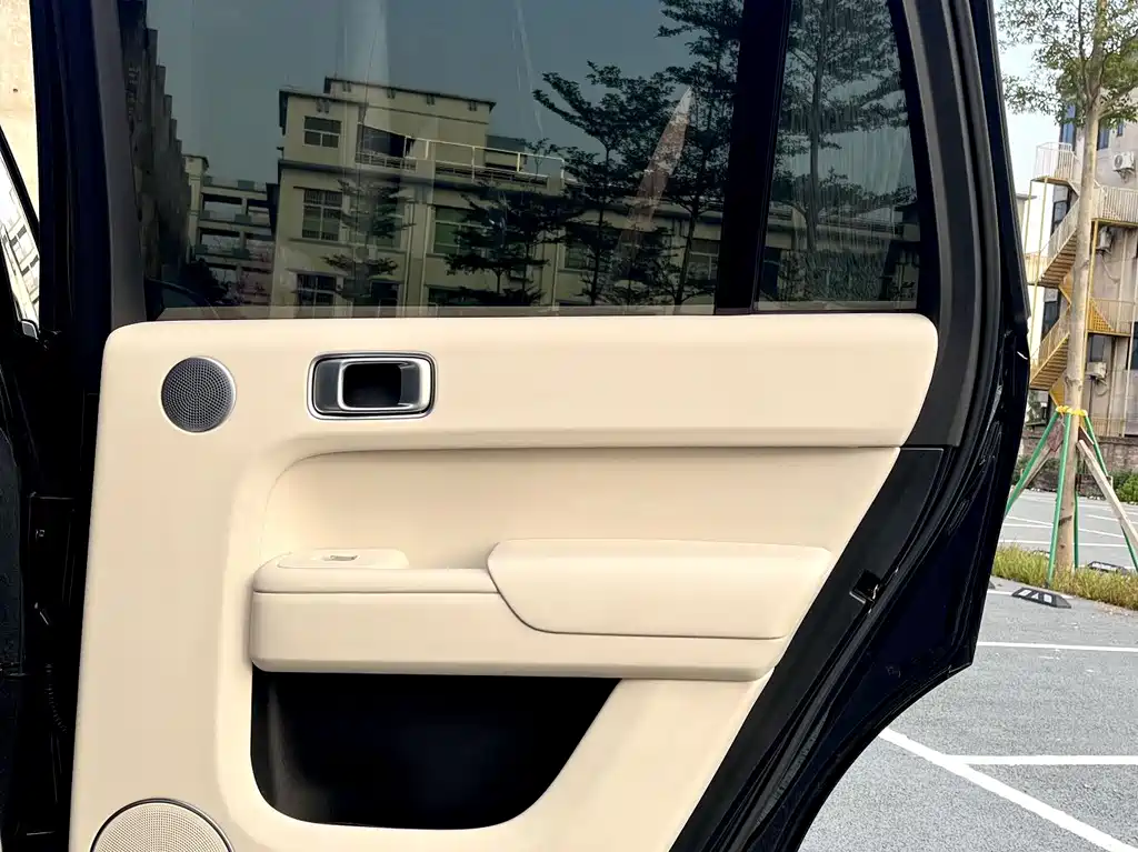Li Auto Li L9 — миниатюра 19