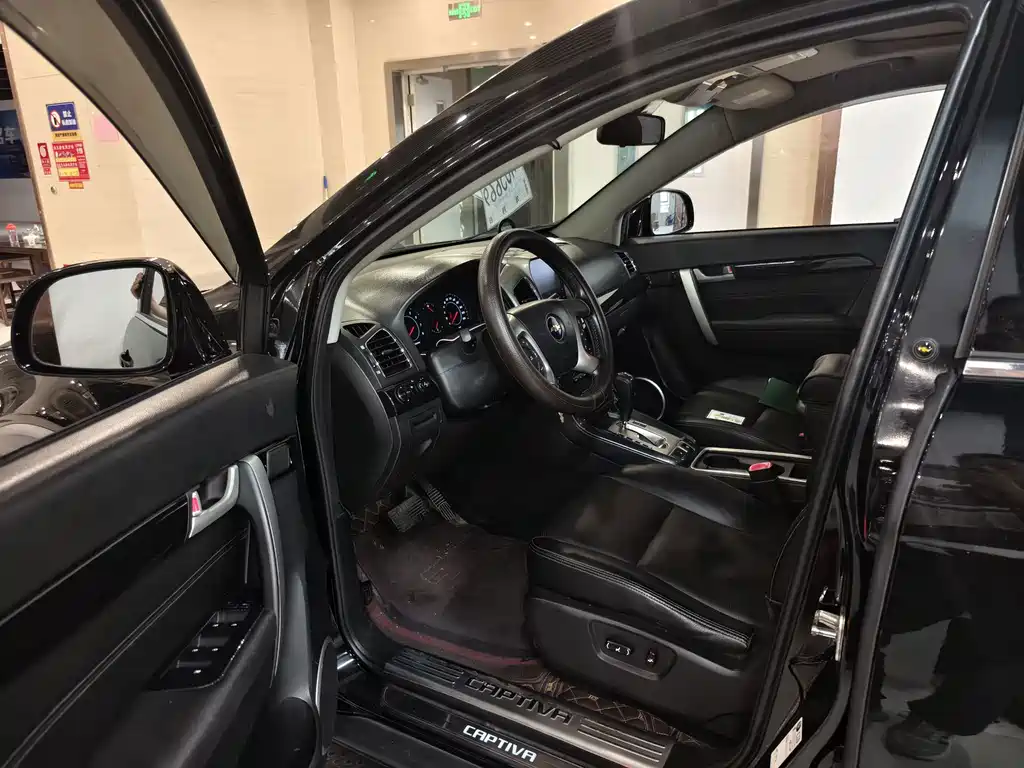 Chevrolet Captiva — миниатюра 5