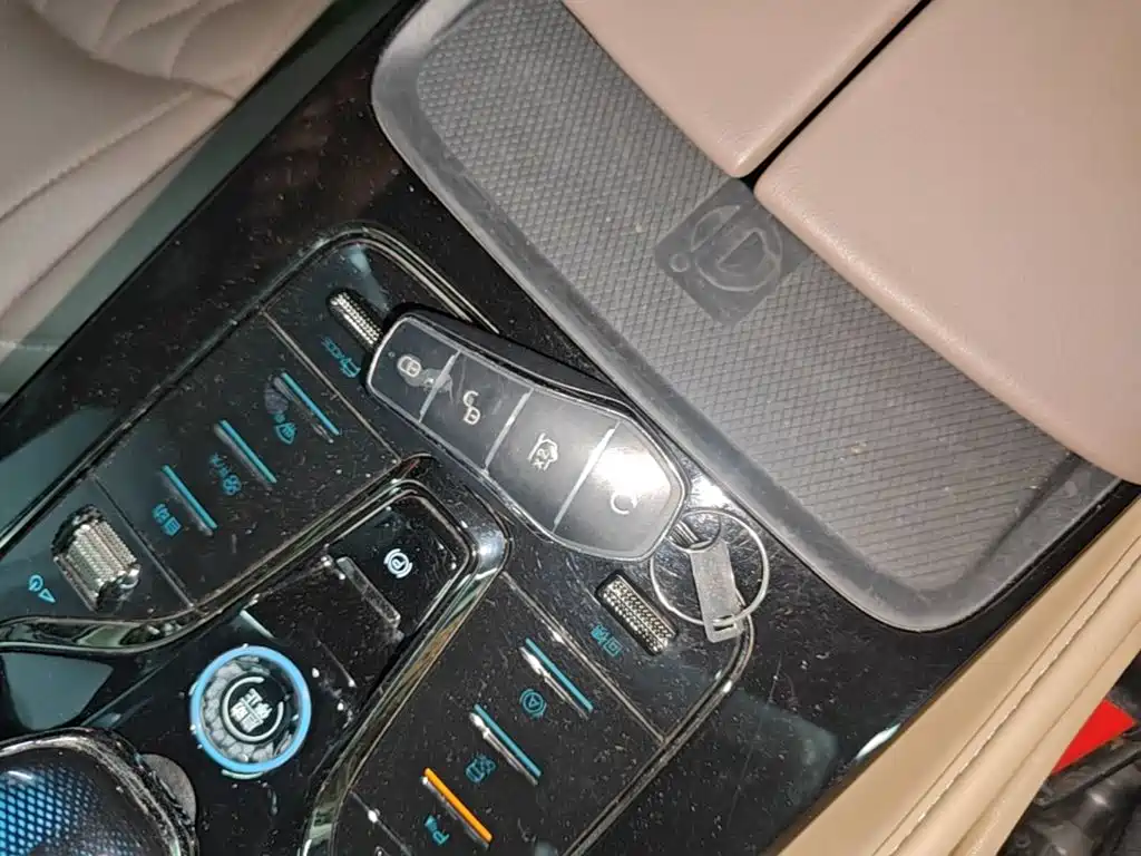 BYD Han — миниатюра 9