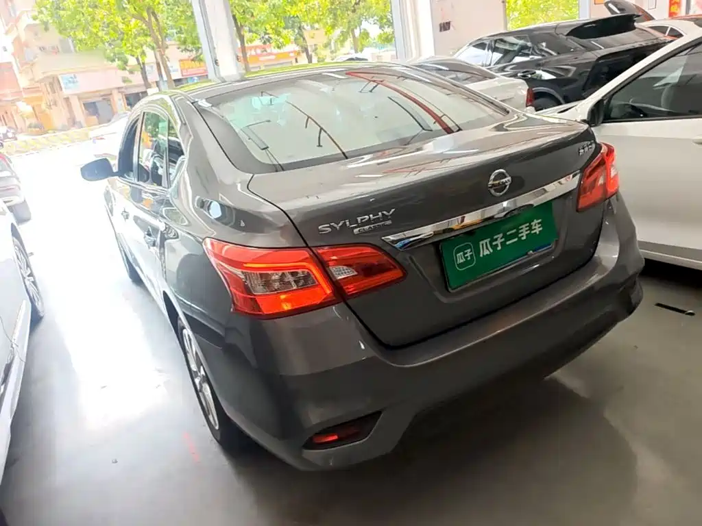 Nissan Sylphy — миниатюра 5