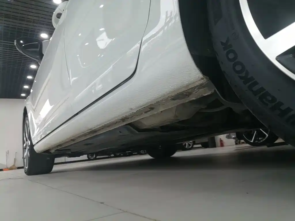 Volkswagen Golf — миниатюра 22