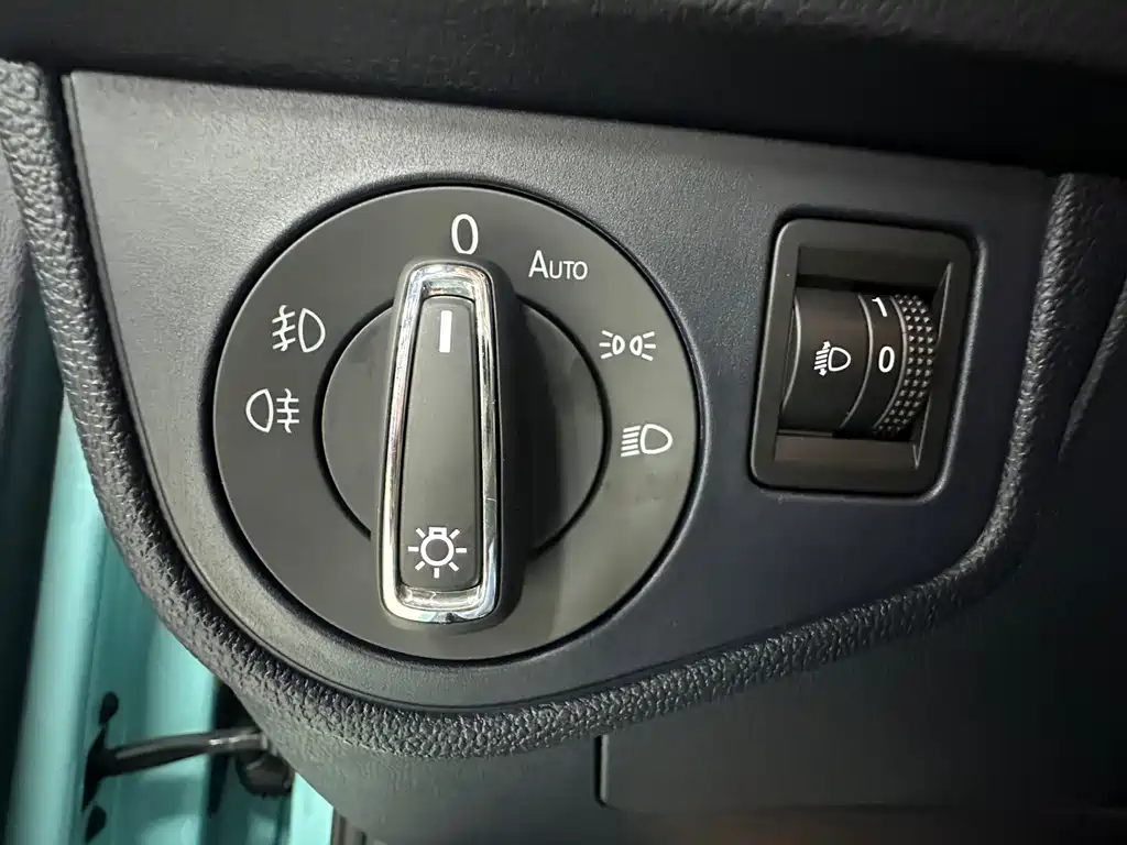 Volkswagen Lavida — миниатюра 23