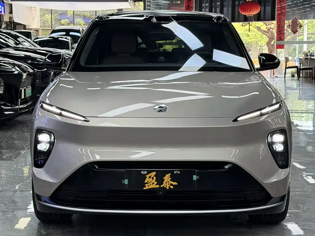 NIO ES8 — миниатюра 2