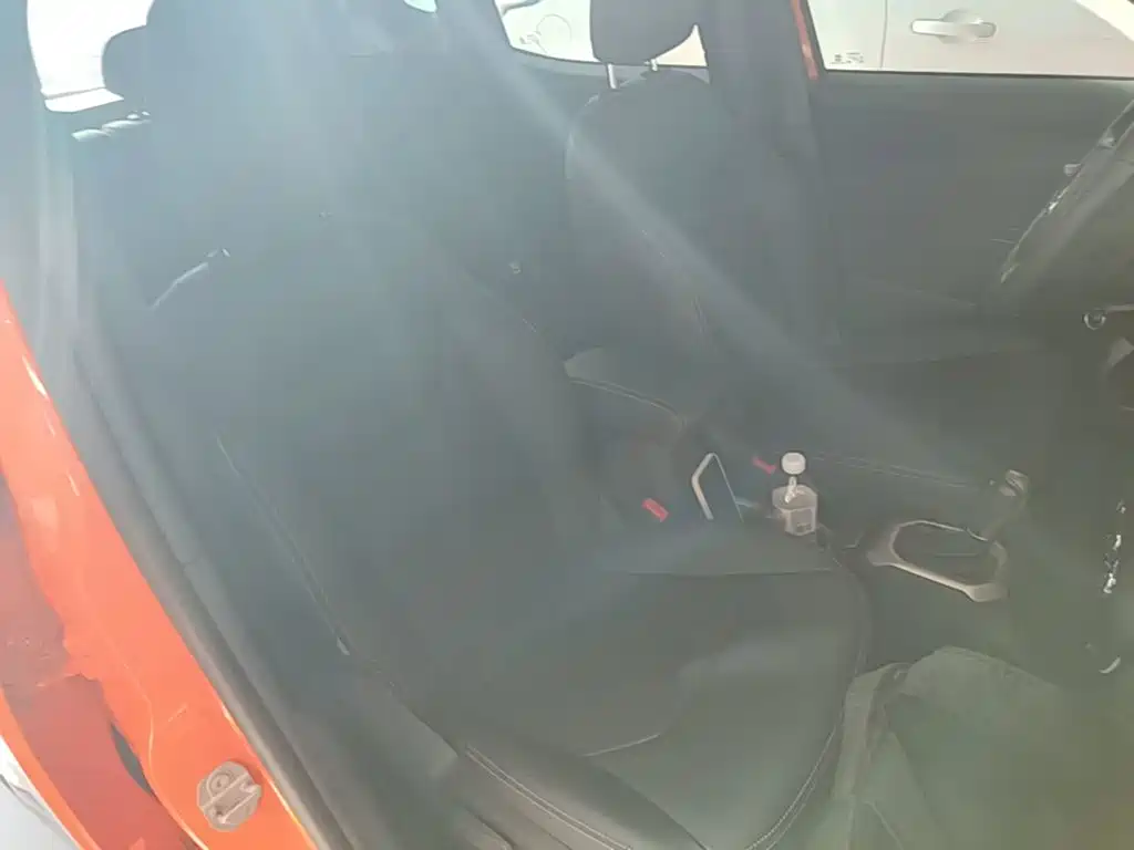 Jeep Renegade — миниатюра 25