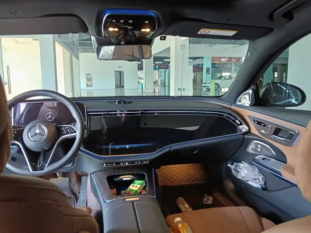 Mercedes-Benz E-Class — миниатюра 4