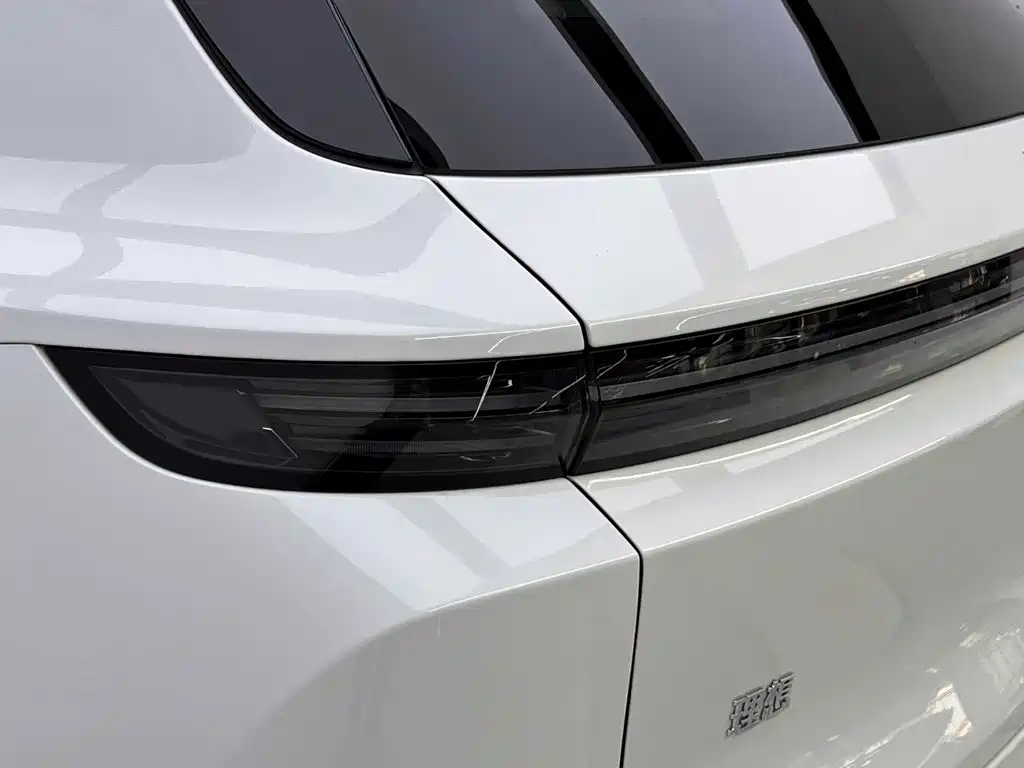 Li Auto Li L6 — миниатюра 11