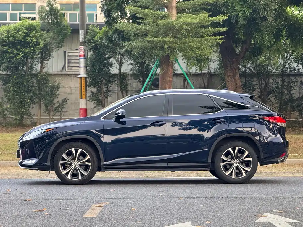 Lexus RX — миниатюра 7