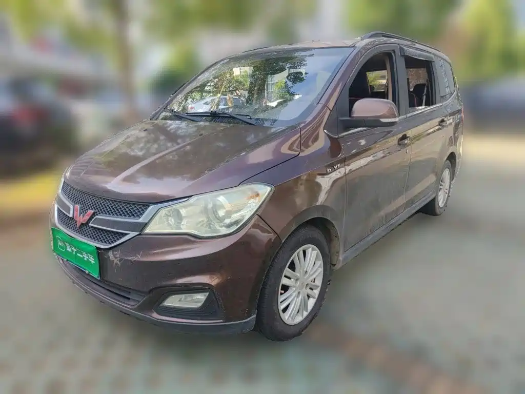 Wuling Hongguang — миниатюра 2