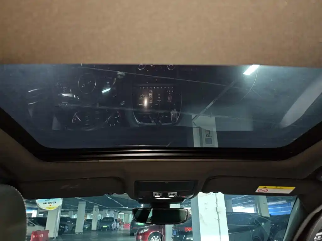 Jaguar XEL — миниатюра 18