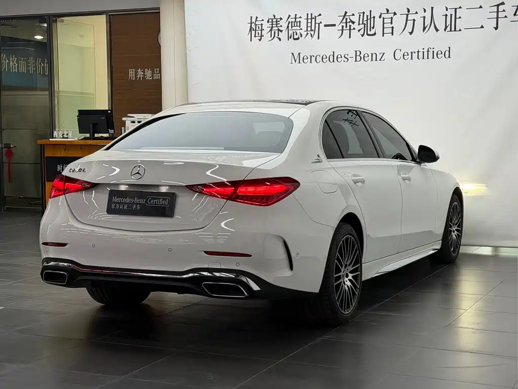 Mercedes-Benz C-Class — миниатюра 5
