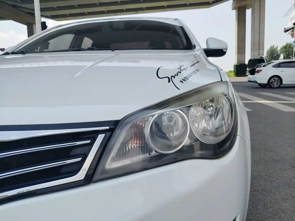 Roewe 350 — миниатюра 18