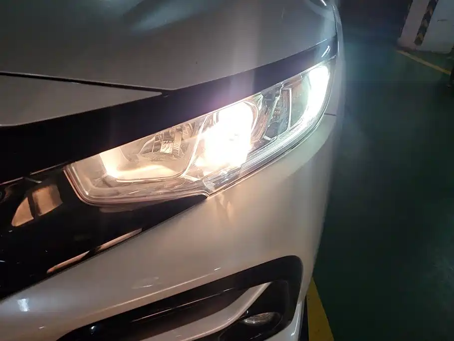 Honda Civic — миниатюра 5