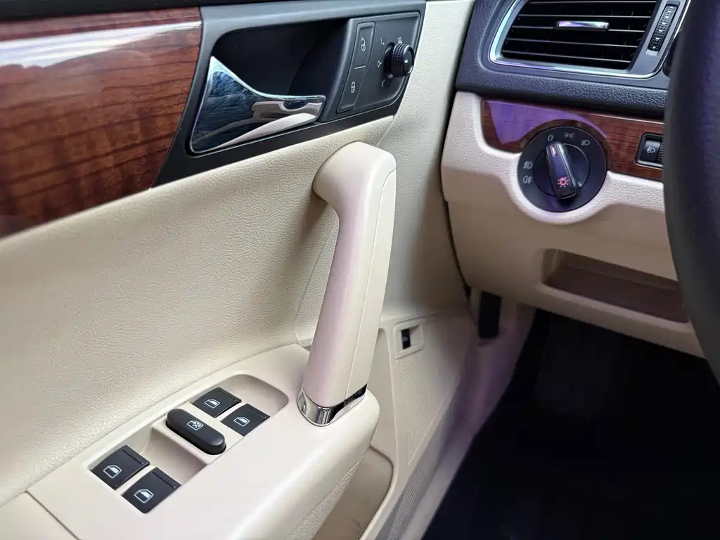 Volkswagen Lavida — миниатюра 13