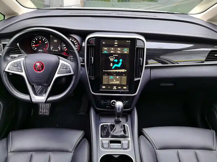 BYD MAX — миниатюра 12