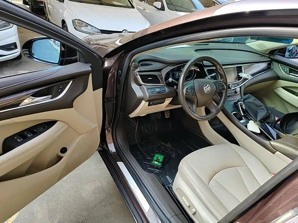 Buick LaCrosse — миниатюра 16
