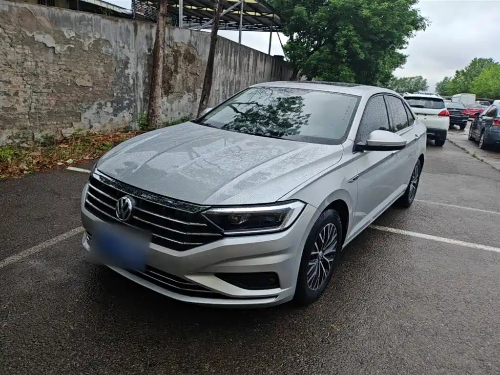 Volkswagen Sagitar 2020