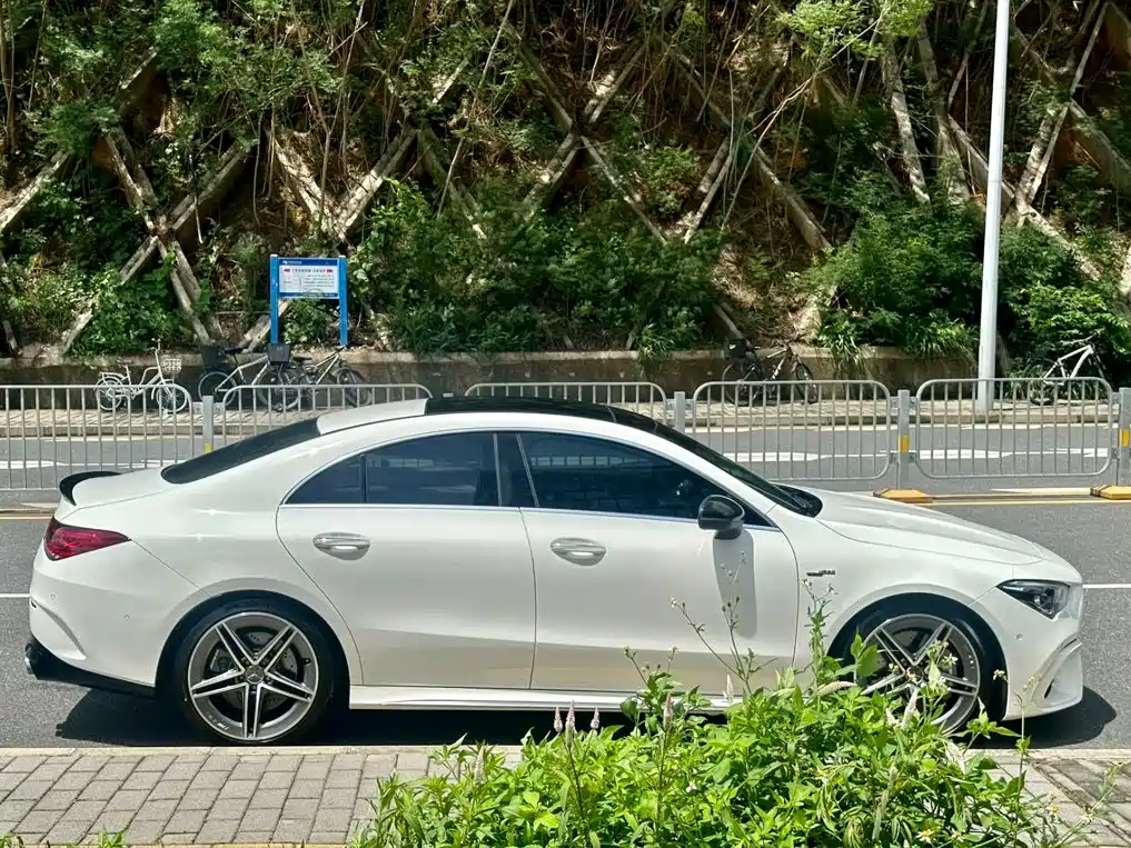 Mercedes-Benz CLA AMG — миниатюра 8