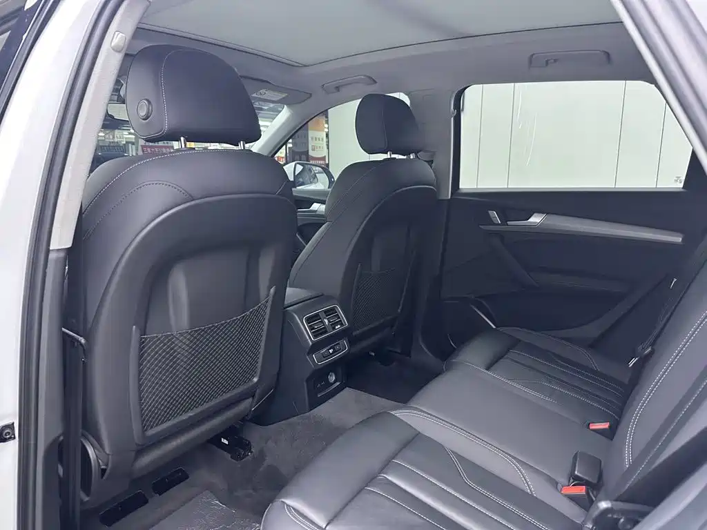 Audi Q5L — миниатюра 7