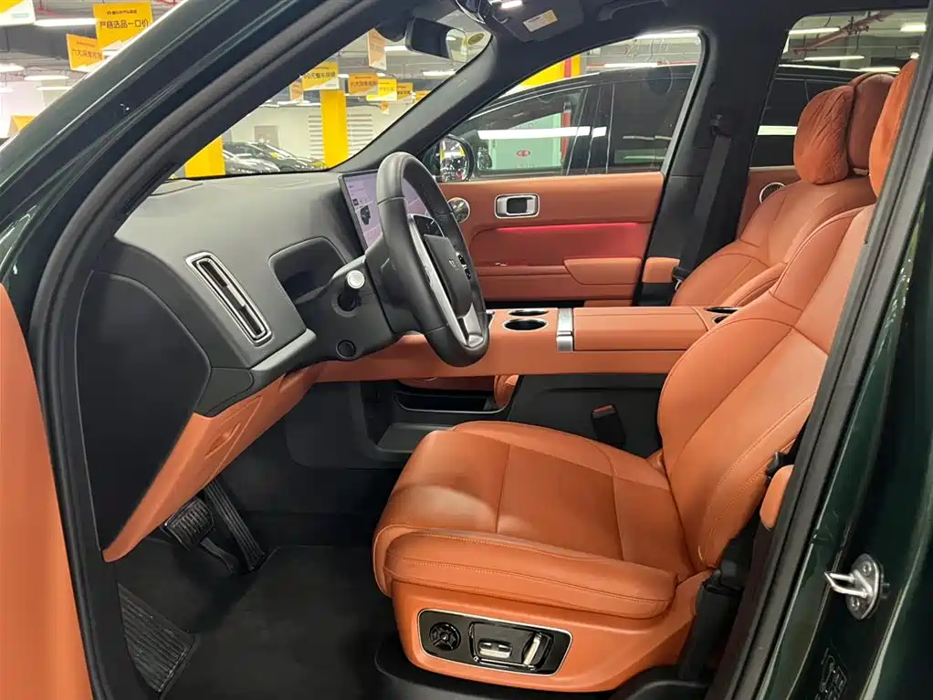 Li Auto L8 2025 Ultra