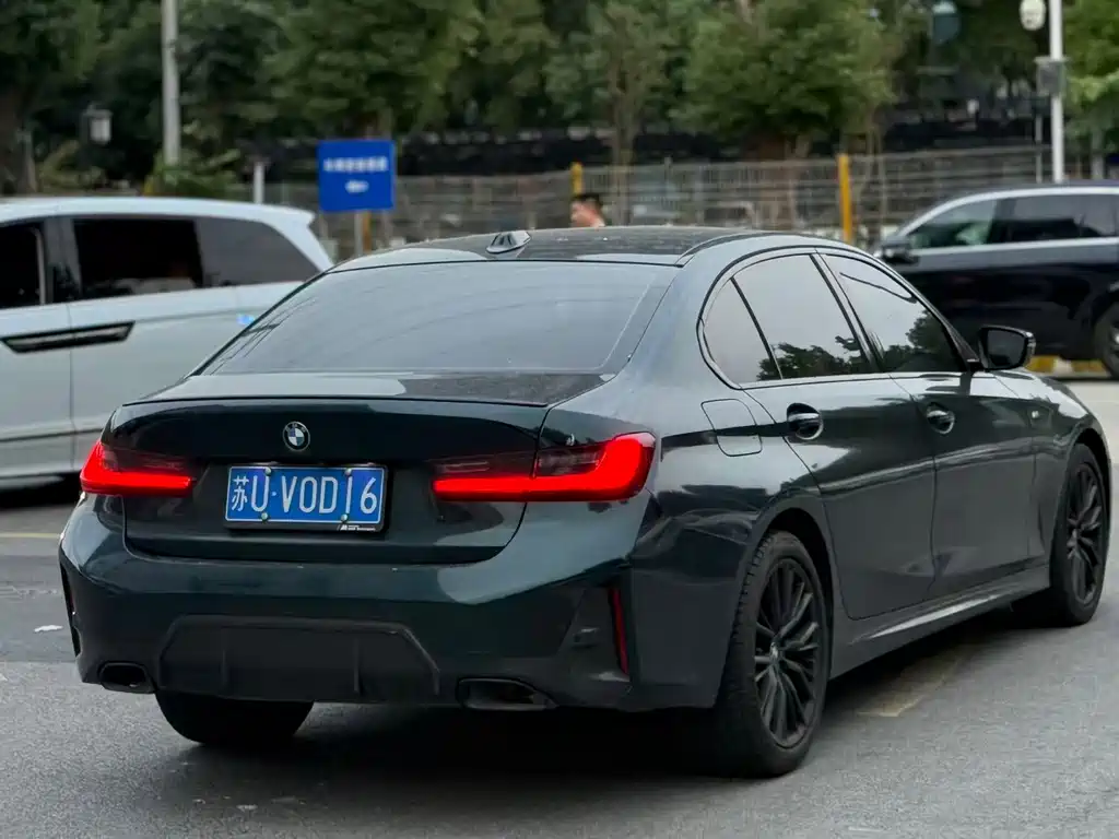 BMW 3 Series — миниатюра 4