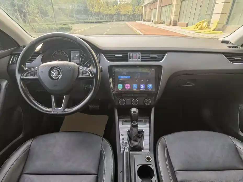 Skoda Octavia — миниатюра 10