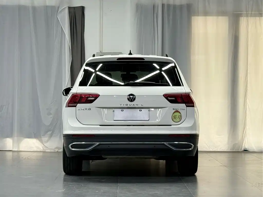 Volkswagen Tiguan L L 2022 330TSI AT