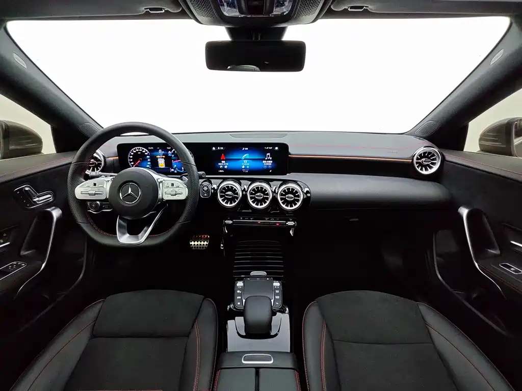 Mercedes-Benz CLA (Import) — миниатюра 15