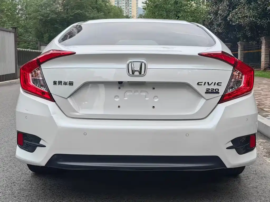 Honda Civic — миниатюра 6