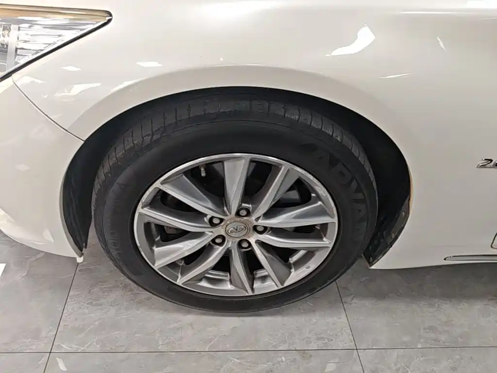 Infiniti Q50L — миниатюра 23