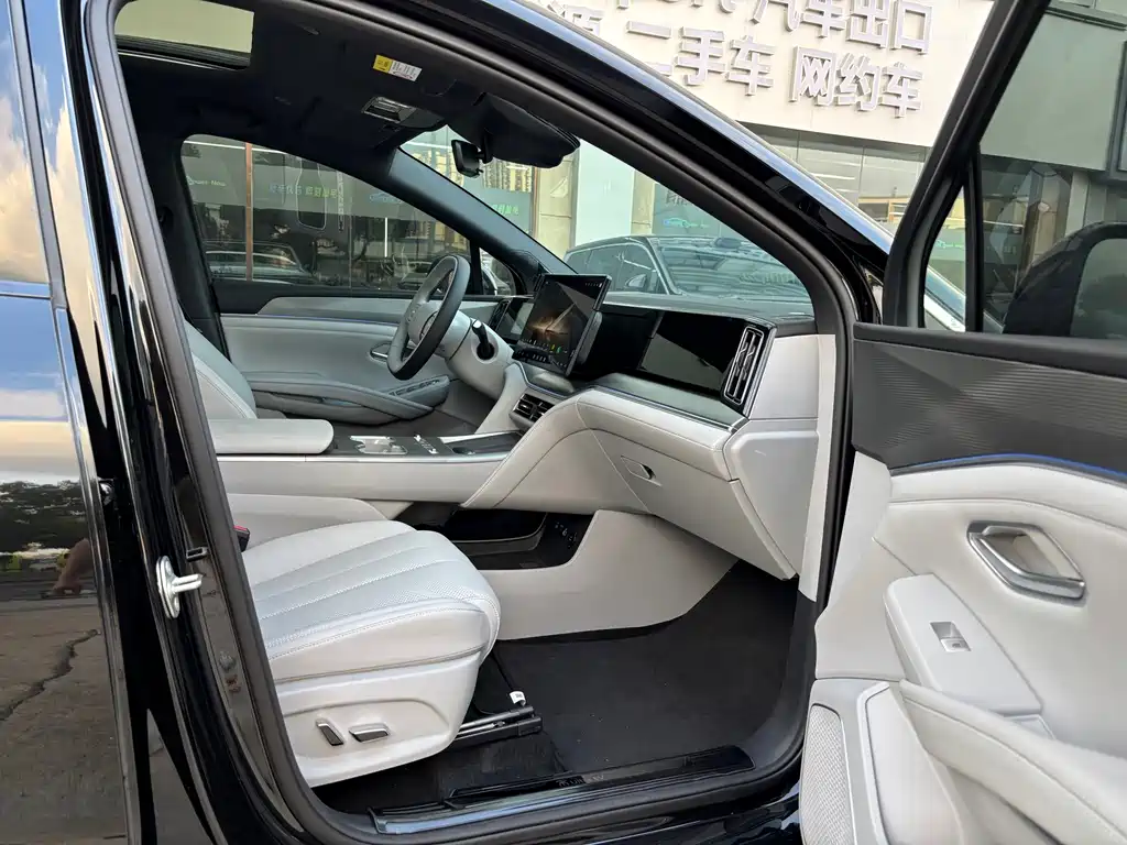 BYD Song Ultra — миниатюра 16