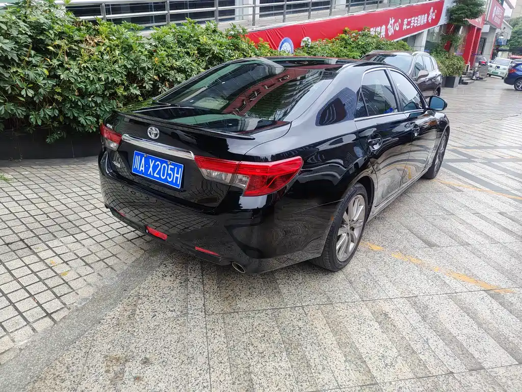 Toyota Reiz 2013 2.5V