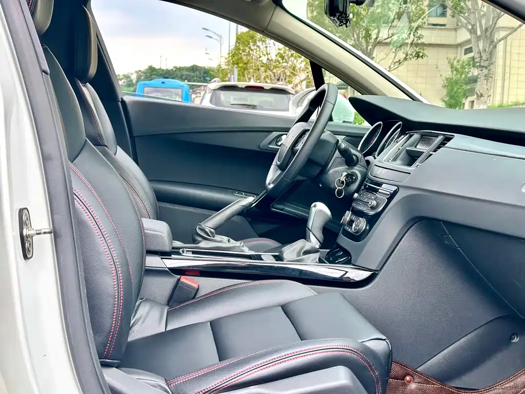 Peugeot 508 2.0L 2nd Anniversary Commemorative Auto Sunroof Classic Edition, фото 22
