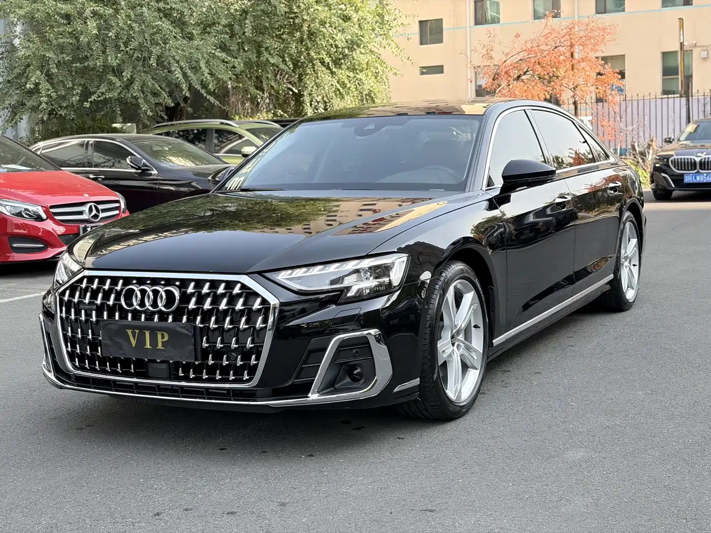 奥迪A8 2023款 A8L 50 TFSI quattro 臻选型 2023