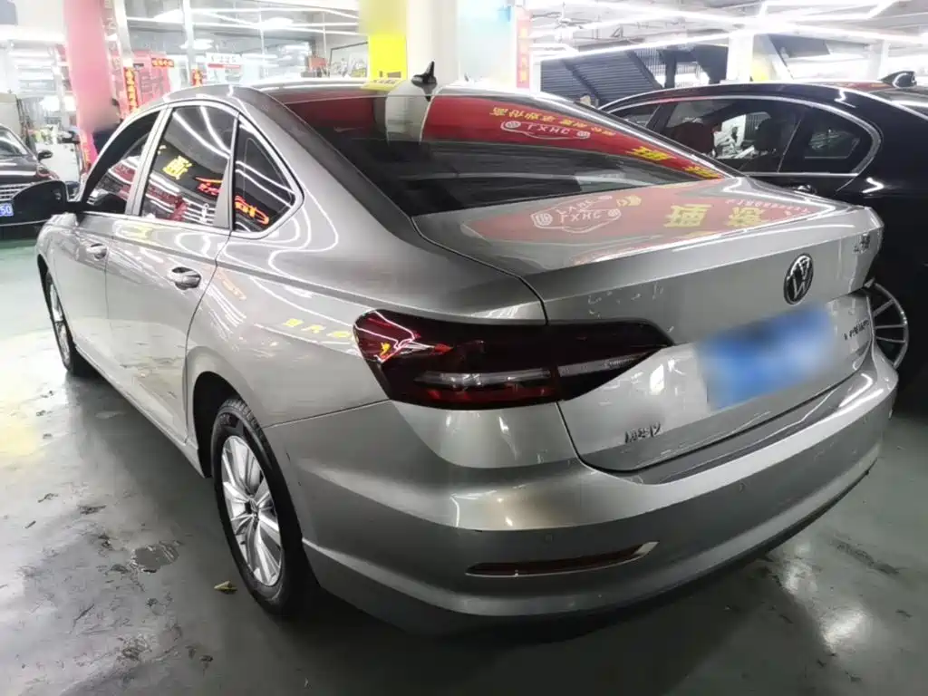 Volkswagen Lavida — миниатюра 5