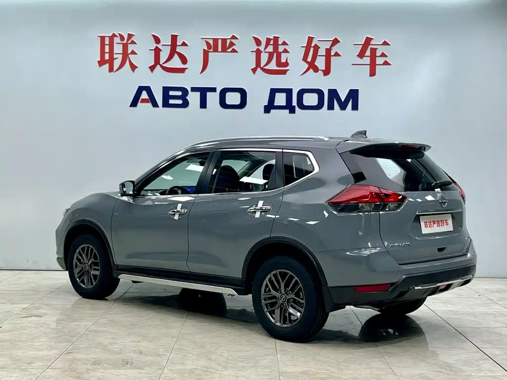 Nissan X-Trail — миниатюра 4