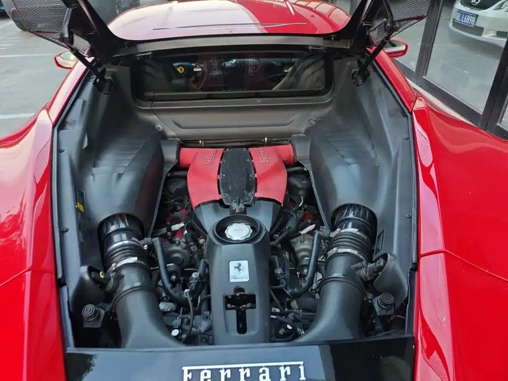 Ferrari F8 — миниатюра 9