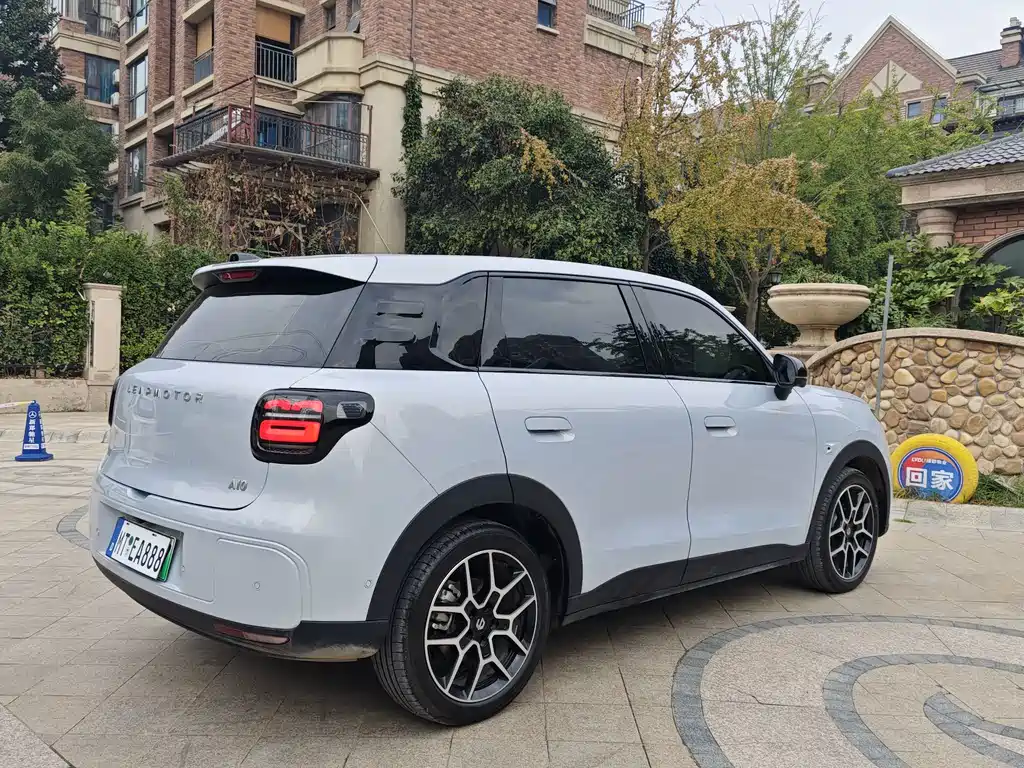 Leapmotor Leapmotor A10 — миниатюра 7