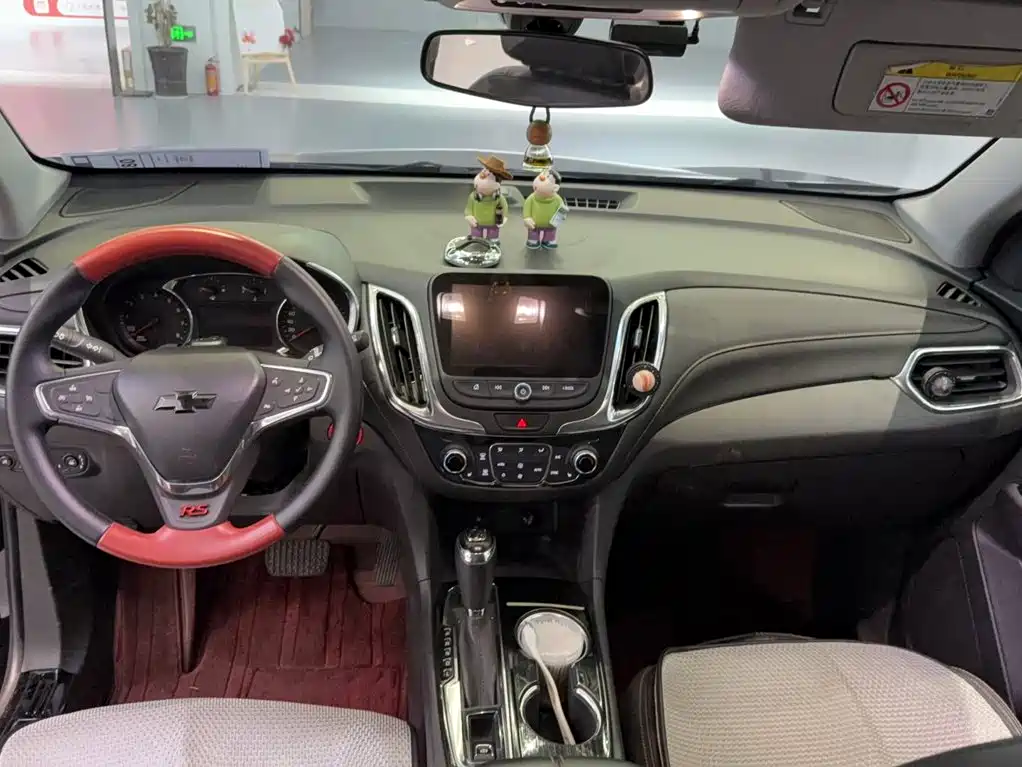Chevrolet Equinox — миниатюра 14