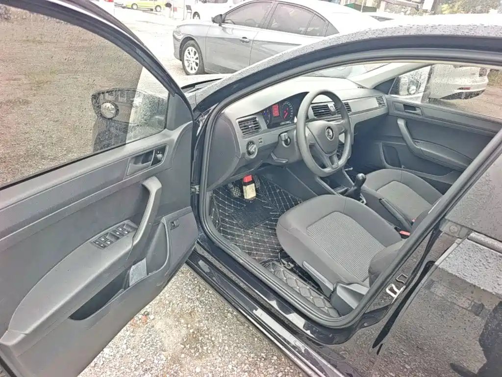 Volkswagen Santana — миниатюра 16