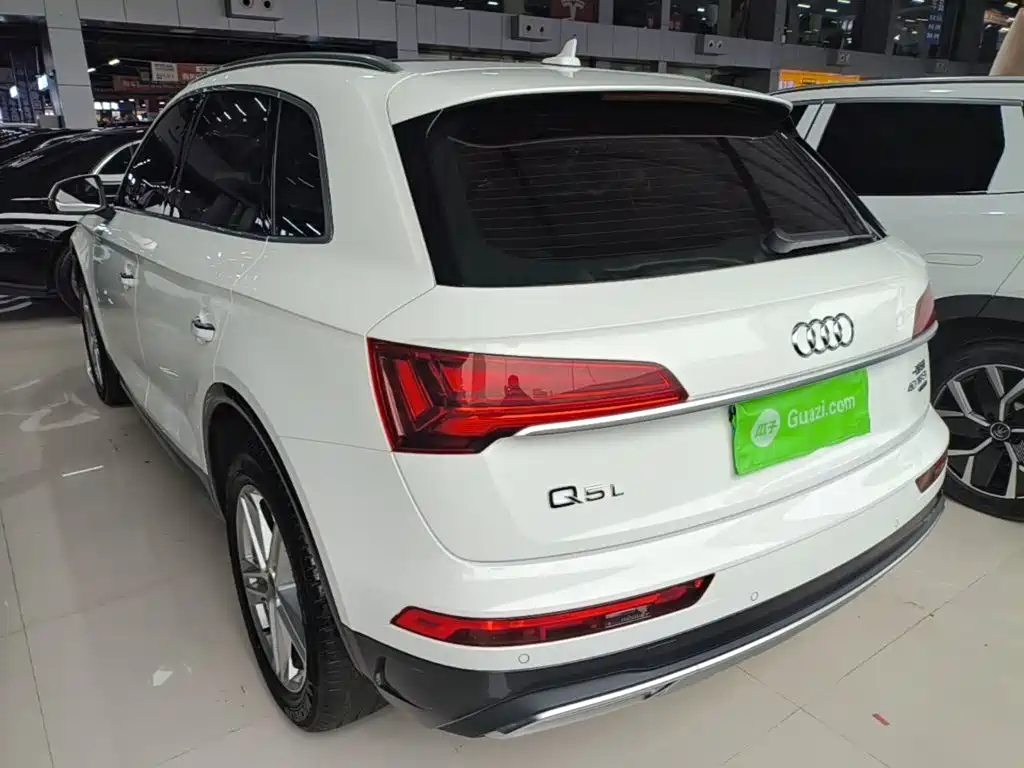 Audi Q5L — миниатюра 5