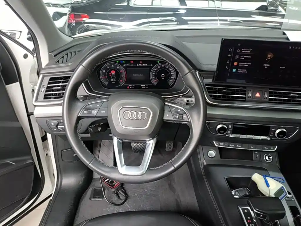 Audi Q5L — миниатюра 11